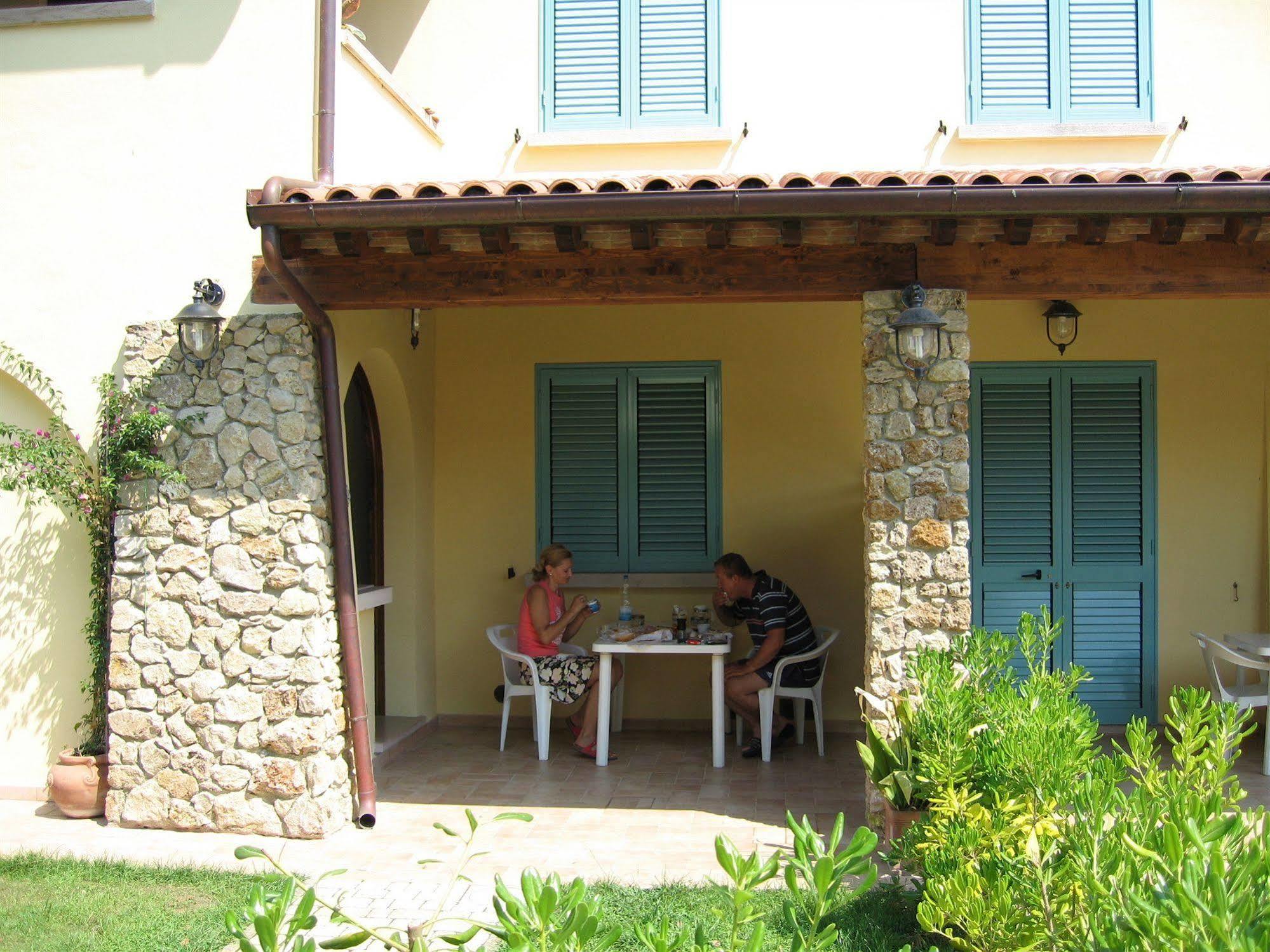La Ventola Apartahotel